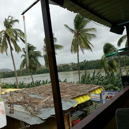 Riverside Homestay ฮัมปี ภายนอก รูปภาพ